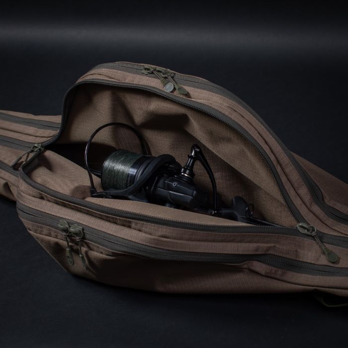 Husa pentru 3 Lansete si 3 Mulinete Korda Compac 3 Rod Divide Holdall, 3 Compartimente, 12ft 4