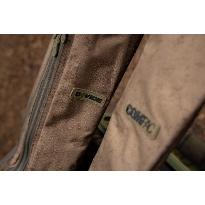 Husa Pentru 5 Lansete si 5 Mulinete Korda Compac 5 Rod Divide Holdall, 5 Compartimente, 12ft 9