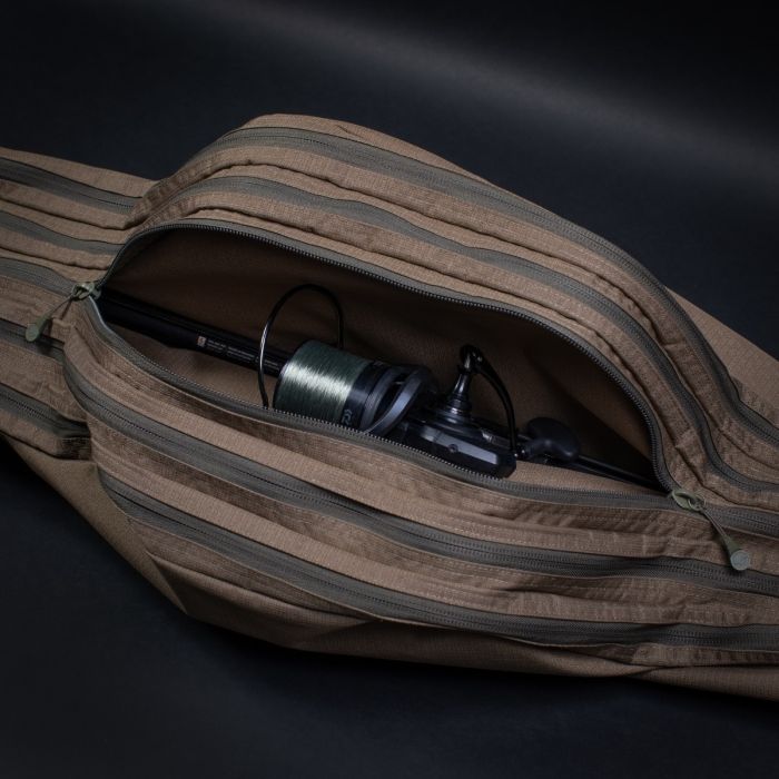 Husa Pentru 5 Lansete si 5 Mulinete Korda Compac 5 Rod Divide Holdall, 5 Compartimente, 12ft 2