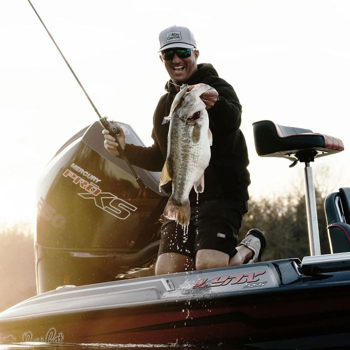 Baitcasting Reel Abu Garcia Revo SX VoltiQ LP LH 11