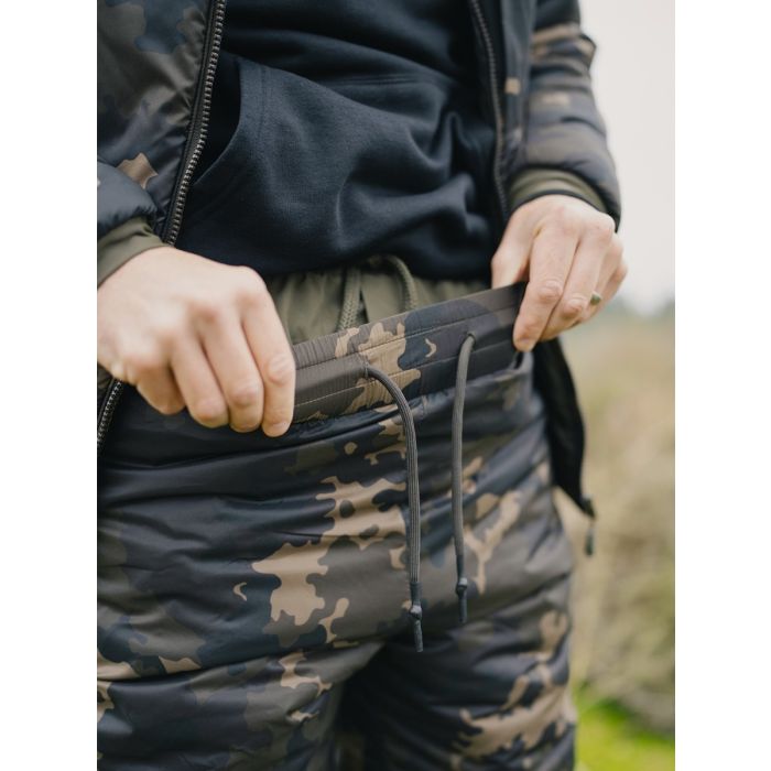 Pantaloni Lungi Korda Insulated Joggers, Culoare Dark Camo 3
