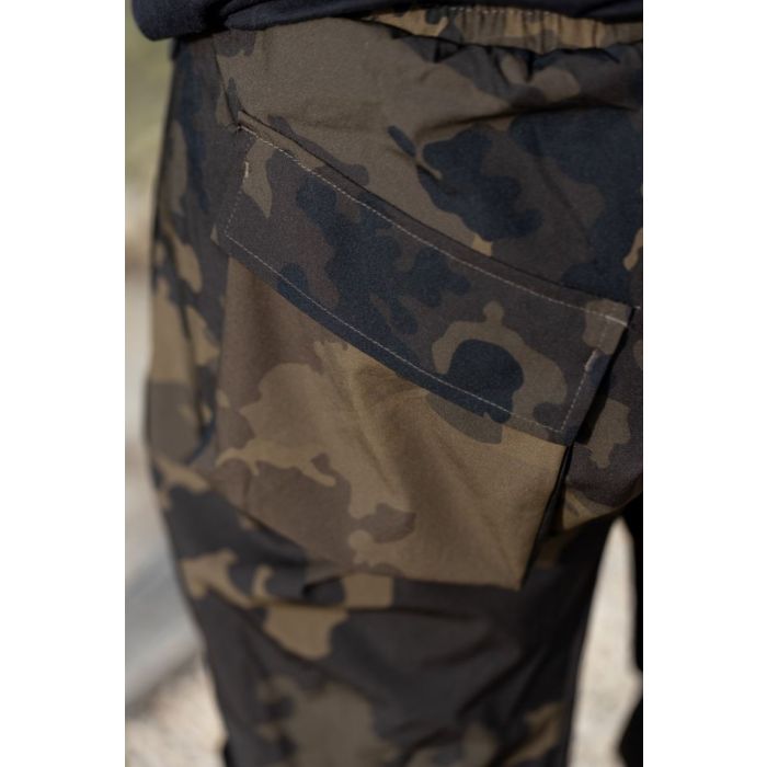 Pantaloni Lungi Korda Ultralite Joggers, Dark Kamo 4
